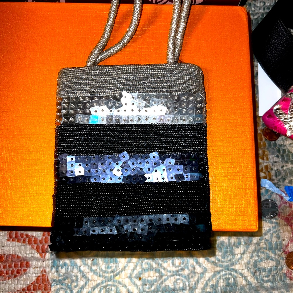 Small beaded handbag/satchel